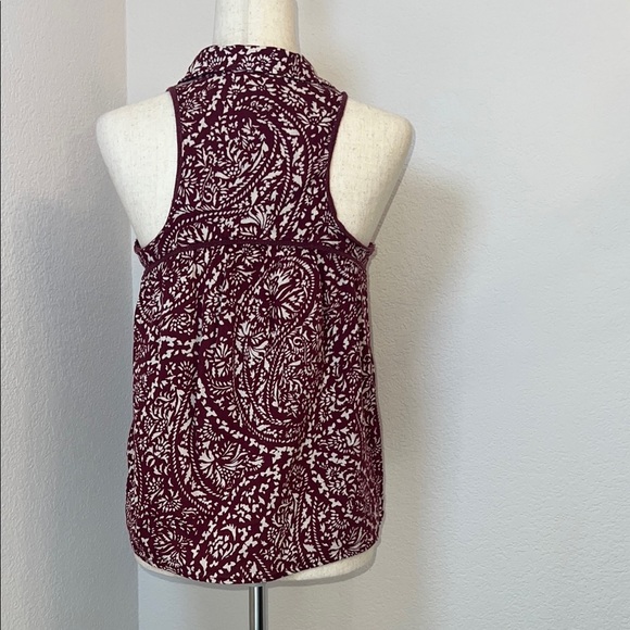 American Eagle Outfitters Red and White Button‎ Down Blouse Size XS - Picture 2 of 8